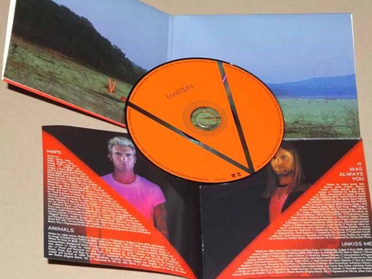 آهنگ انگلیسی In Your Pocket از Maroon 5 به همراه متن و ترجمه مجزا