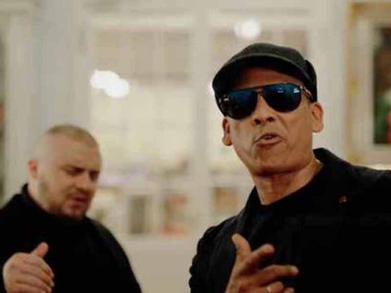 آهنگ آلمانی ​​Anmut از Xavier Naidoo به همراه متن و ترجمه مجزا