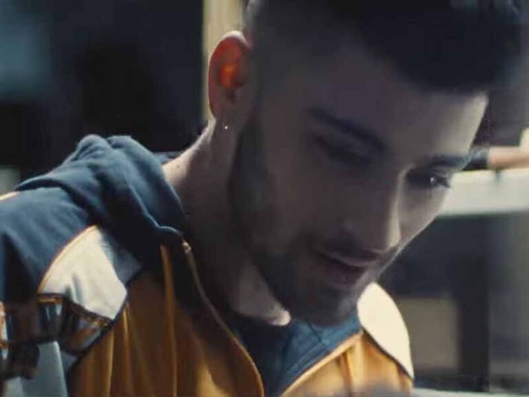 آهنگ انگلیسی BeFoUr از Zayn Malik به همراه متن و ترجمه مجزا
