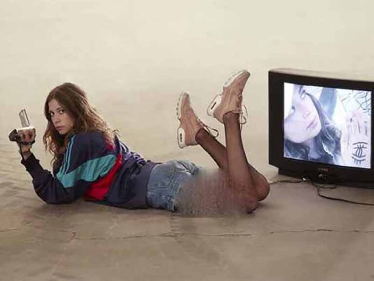 آهنگ فرانسوی Je suis all about you از Alice et Moi به همراه متن و ترجمه مجزا