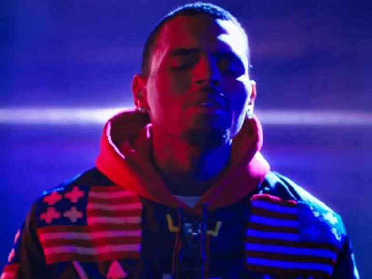 آهنگ انگلیسی Fine by Me از Chris Brown به همراه متن و ترجمه مجزا