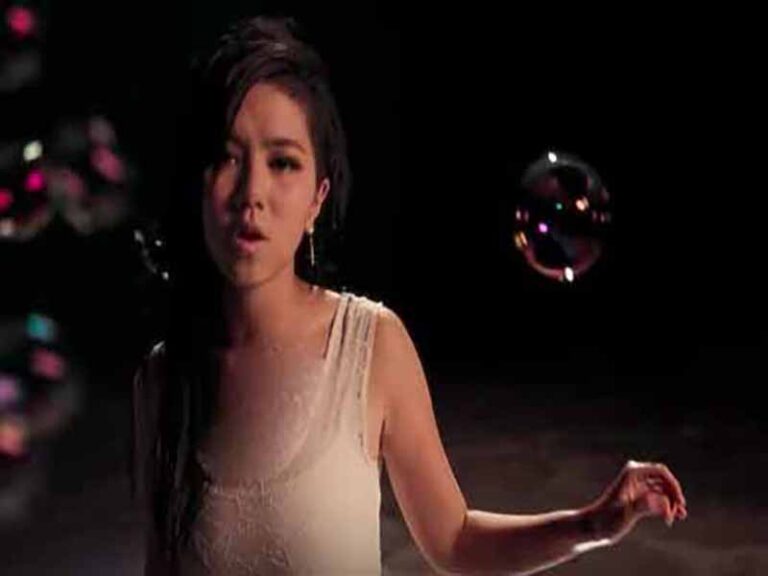 آهنگ چینی 泡沬 [Bubble] از .G.E.M به همراه متن و ترجمه مجزا
