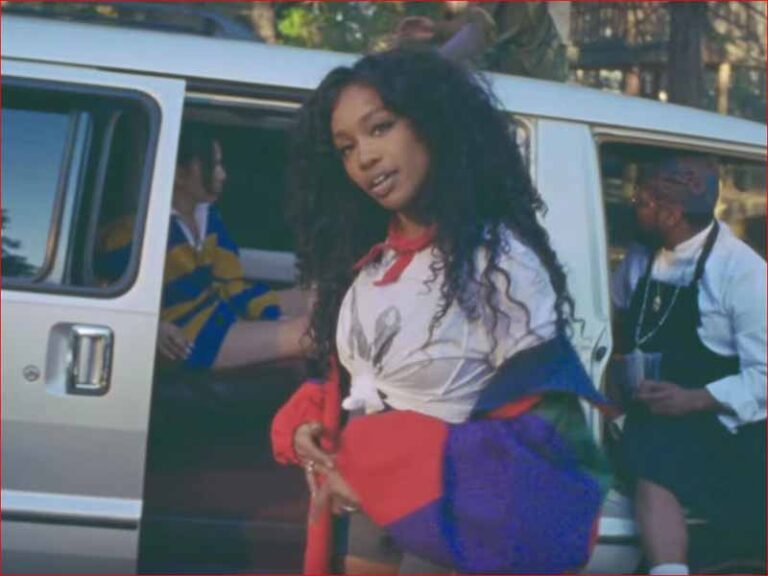 آهنگ انگلیسی Broken Clocks از SZA به همراه متن و ترجمه مجزا