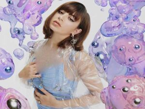 آهنگ انگلیسی Bel Air از Charli XCX به همراه متن و ترجمه مجزا