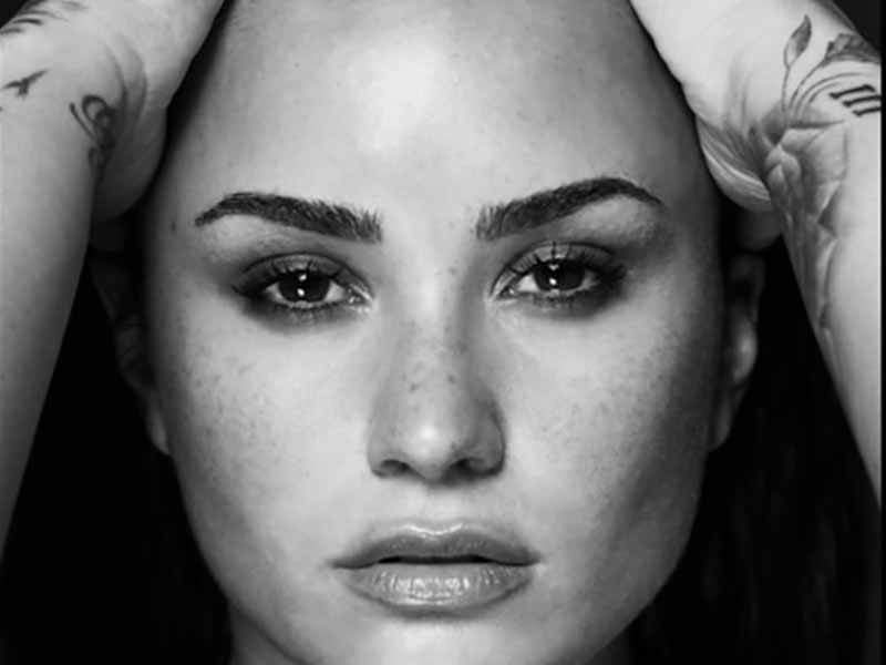 آهنگ انگلیسی Concentrate از Demi Lovato به همراه متن و ترجمه مجزا