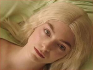 آهنگ انگلیسی Mood Ring از Lorde به همراه متن و ترجمه مجزا