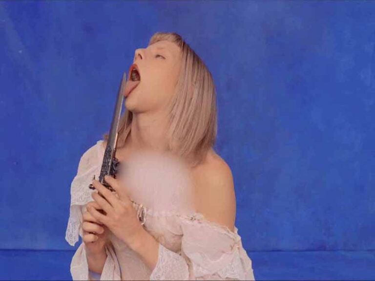 آهنگ انگلیسی My Name از AURORA و Ane Brun به همراه متن و ترجمه مجزا