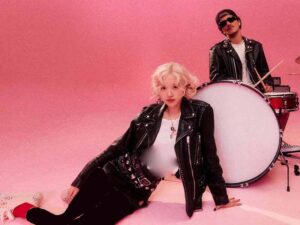 آهنگ انگلیسی کره‌ای .Apt از ROSÉ و Bruno Mars به همراه متن و ترجمه مجزا