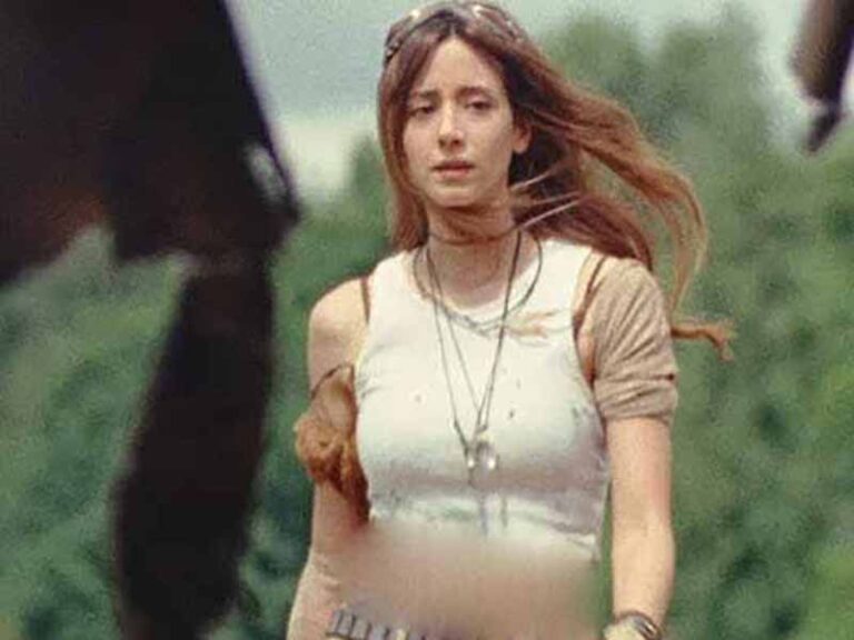 آهنگ انگلیسی From از AEMIA به همراه متن و ترجمه مجزا