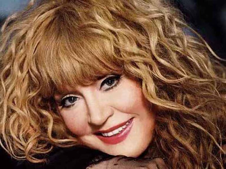 آهنگ روسی Мама (Mother) از Alla Pugacheva با متن و ترجمه مجزا