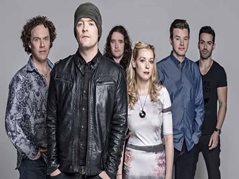 آهنگ انگلیسی Flying از Anathema به همراه متن و ترجمه مجزا