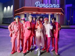 آهنگ انگلیسی Boy With Luv از BTS و Halsey به همراه متن و ترجمه مجزا