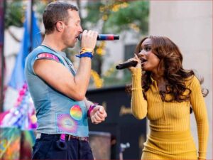 آهنگ انگلیسی GOOD FEELiNGS از Coldplay به همراه متن و ترجمه مجزا