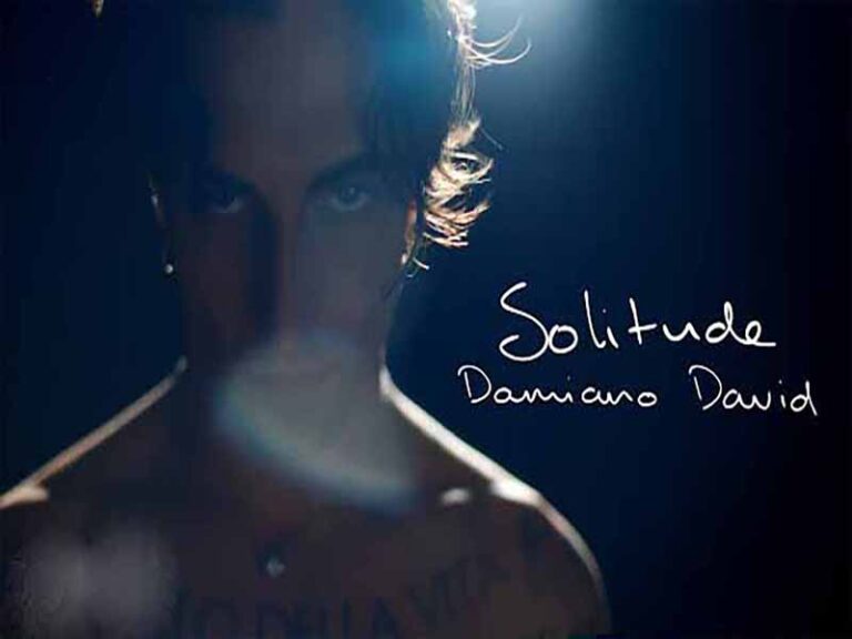 آهنگ انگلیسی Solitude (No One Understands Me) از Damiano David به همراه متن و ترجمه مجزا