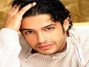 آهنگ عربی “جت يا ما جتش” از محمد حماقي به همراه متن و ترجمه مجزا