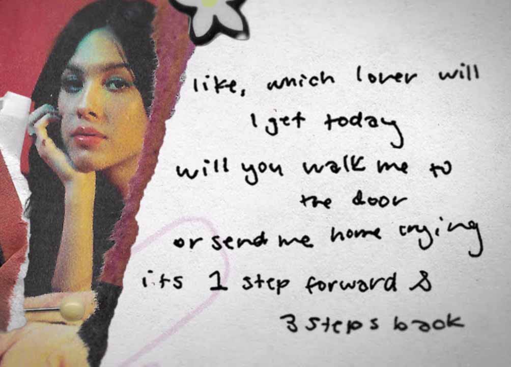 آهنگ انگلیسی One step forward, 3 steps back از Olivia Rodrigo به همراه متن و ترجمه مجزا
