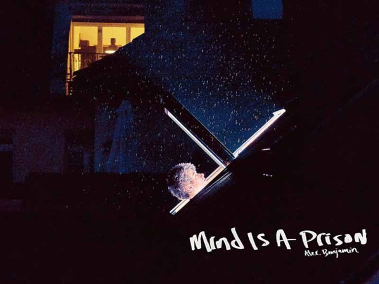 آهنگ انگلیسی Mind Is A Prison از Alec Benjamin به همراه متن و ترجمه مجزا
