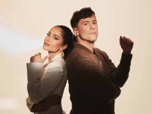 آهنگ اسپانیایی TAJIN از Becky G و Guaynaa به همراه متن و ترجمه مجزا