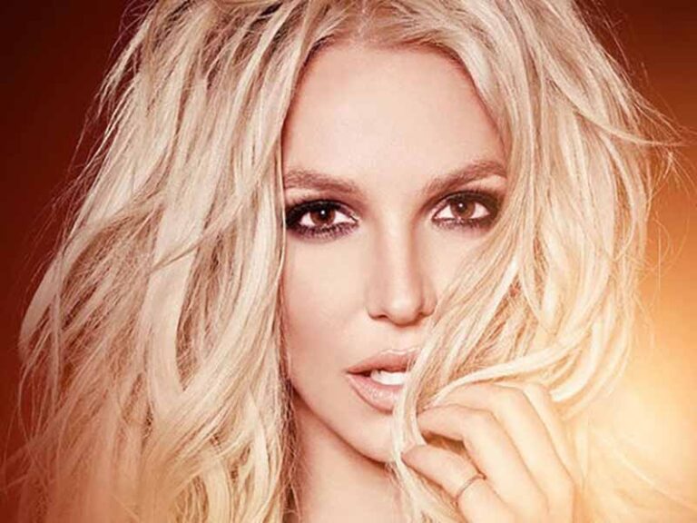 آهنگ انگلیسی  …Make Me از Britney Spears به همراه متن و ترجمه مجزا