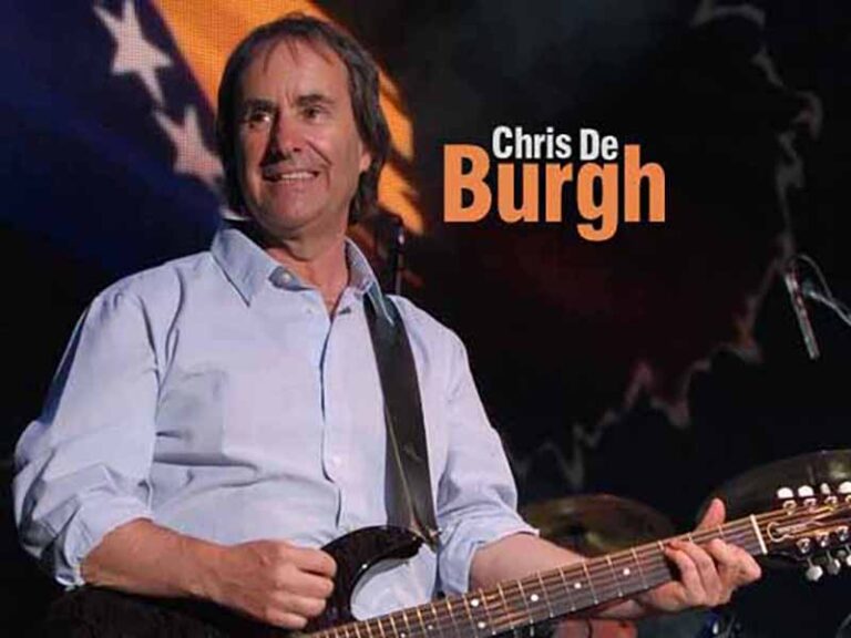 آهنگ انگلیسی The Last Moments Of The Dawn از Chris De Burgh به همراه متن و ترجمه مجزا