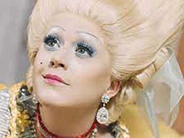 آهنگ انگلیسی Hey Hey Hey از Katy Perry به همراه متن و ترجمه مجزا