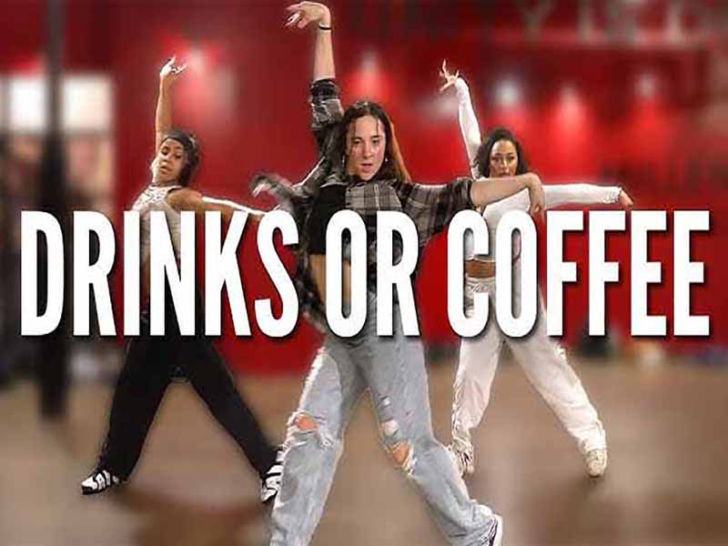 آهنگ انگلیسی drinks or coffee از ROSÉ به همراه متن و ترجمه مجزا