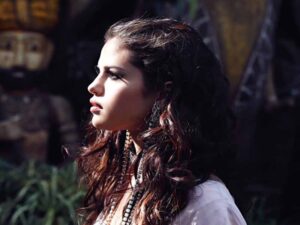 آهنگ انگلیسی Lover in Me از Selena Gomez به همراه متن و ترجمه مجزا