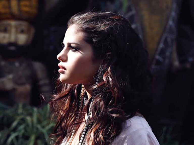 آهنگ انگلیسی Lover in Me از Selena Gomez به همراه متن و ترجمه مجزا