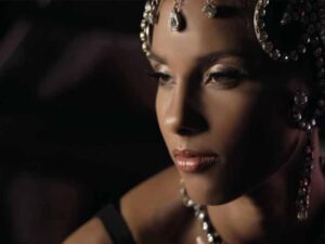 آهنگ انگلیسی Tears Always Win از Alicia Keys به همراه متن و ترجمه مجزا