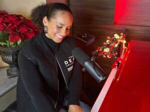 آهنگ انگلیسی You Don’t Have To Be Alone از Alicia Keys به همراه متن و ترجمه مجزا