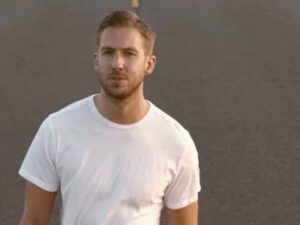 آهنگ انگلیسی Summer از Calvin Harris به همراه متن و ترجمه مجزا