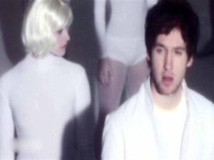 آهنگ انگلیسی The Girls از Calvin Harris به همراه متن و ترجمه مجزا