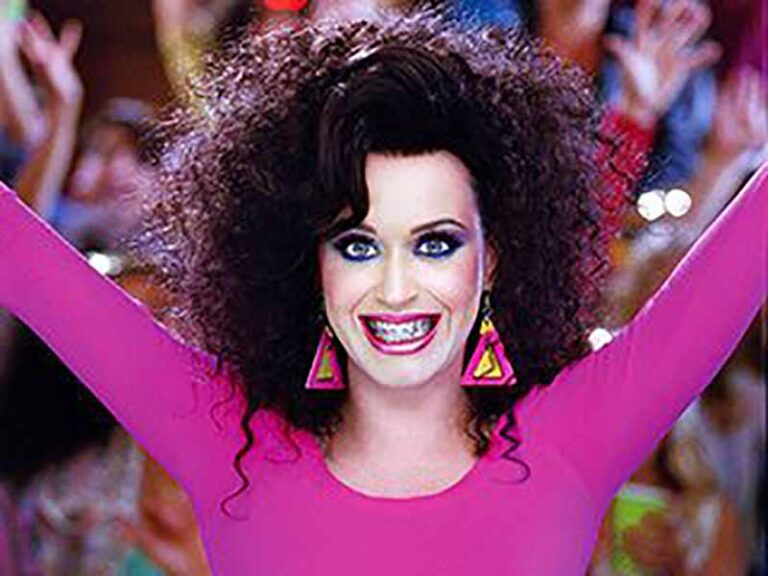 آهنگ انگلیسی Last Friday Night (T.G.I.F.) از Katy Perry به همراه متن و ترجمه مجزا