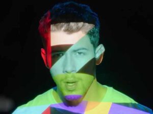 آهنگ انگلیسی Right Now از Nick Jonas و Robin Schulz به همراه متن و ترجمه مجزا