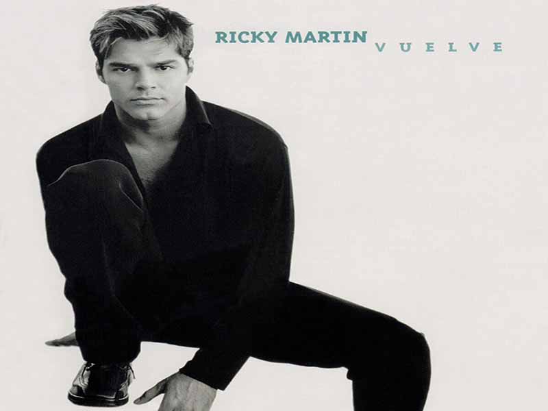 آهنگ اسپانیایی Corazonado از Ricky Martin به همراه متن و ترجمه مجزا