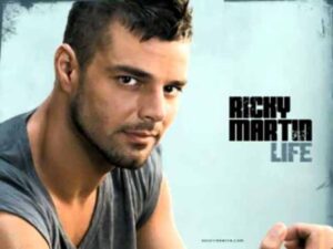 آهنگ انگلیسی Drop It On Me از Ricky Martin به همراه متن و ترجمه مجزا