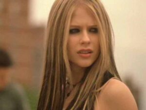 آهنگ انگلیسی My Happy Ending از Avril Lavigne به همراه متن و ترجمه مجزا