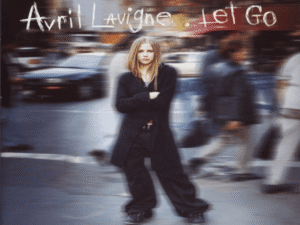 آهنگ انگلیسی Naked از Avril Lavigne به همراه متن و ترجمه مجزا