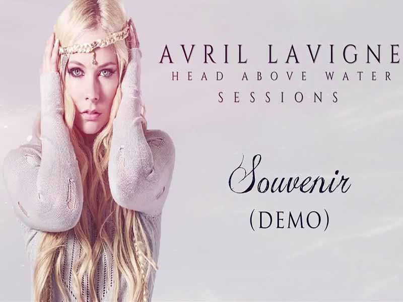 آهنگ انگلیسی Souvenir از Avril Lavigne به همراه متن و ترجمه مجزا