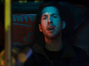 آهنگ انگلیسی You Used To Hold Me از Calvin Harris به همراه متن و ترجمه مجزا