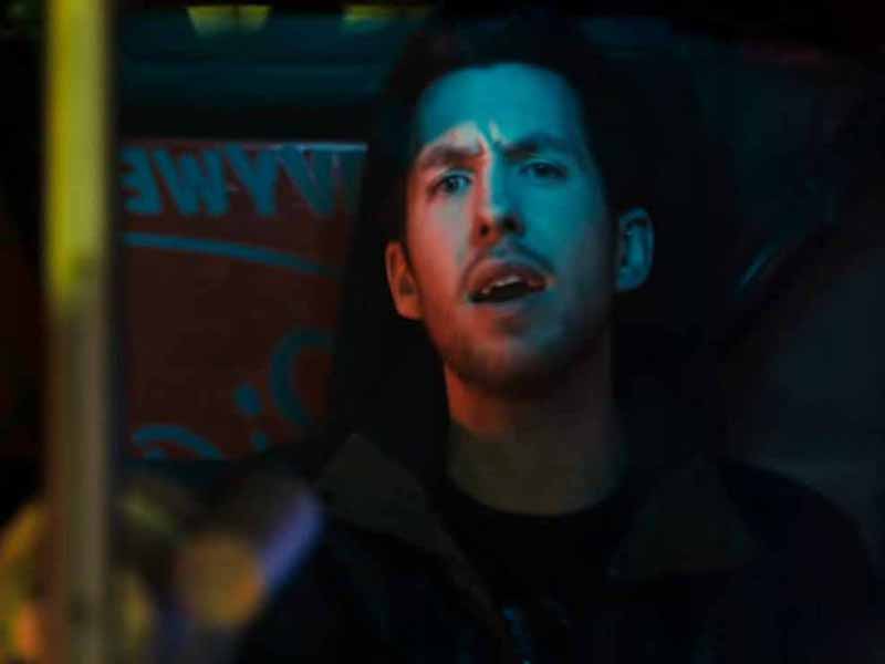 آهنگ انگلیسی You Used To Hold Me از Calvin Harris به همراه متن و ترجمه مجزا