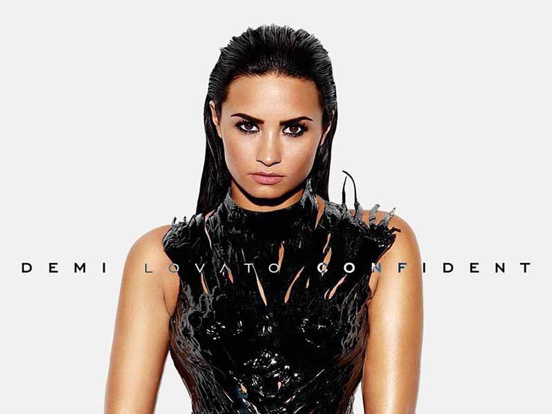 آهنگ انگلیسی Yes از Demi Lovato به همراه متن و ترجمه مجزا