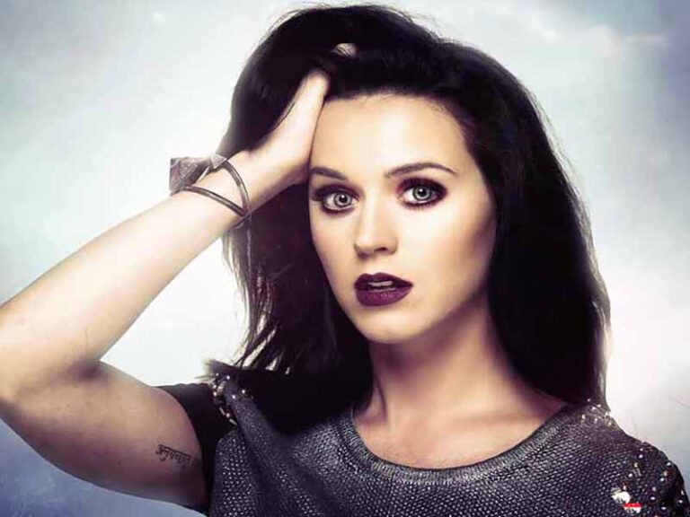 آهنگ انگلیسی Ghost از Katy Perry به همراه متن و ترجمه مجزا