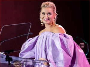 آهنگ انگلیسی Power از Katy Perry به همراه متن و ترجمه مجزا