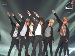 آهنگ کره‌ای Tomorrow از BTS به همراه متن و ترجمه مجزا