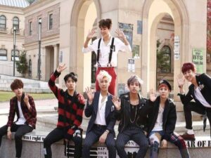 آهنگ کره‌ای War of Hormone از BTS به همراه متن و ترجمه مجزا