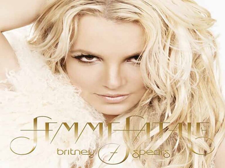 آهنگ انگلیسی He About to Lose Me از Britney Spears به همراه متن و ترجمه مجزا