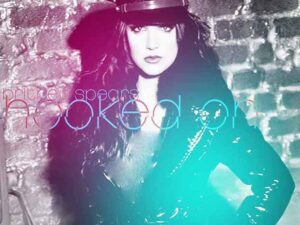 آهنگ انگلیسی Hooked On از Britney Spears به همراه متن و ترجمه مجزا