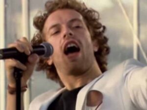 آهنگ انگلیسی The Hardest Part از Coldplay به همراه متن و ترجمه مجزا