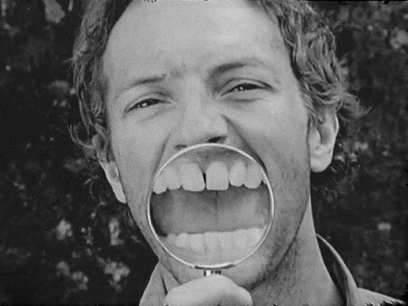 آهنگ انگلیسی Violet Hill از Coldplay به همراه متن و ترجمه مجزا